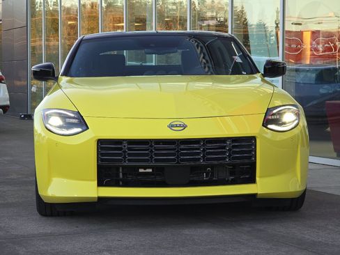 Certified 2024 Nissan Z Sport w/ Floor Mat Package image 8