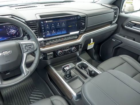 New 2026 Chevrolet Silverado 1500 LT Trail Boss w/ LT Trail Boss Premium Package AWD/4WD image 22