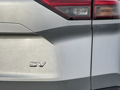 Used 2023 Nissan Rogue SV image 26