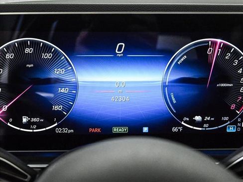 Used 2024 Mercedes-Benz GLE 450e 4MATIC image 11