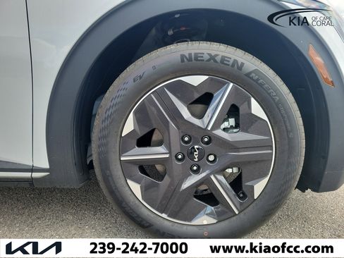 New 2026 Kia EV6 Light RWD image 7