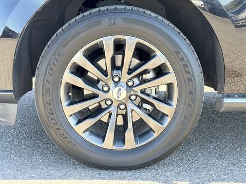 Used 2020 Ford Expedition Max Limited image 32