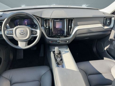 Certified 2025 Volvo XC60 B5 Plus image 17