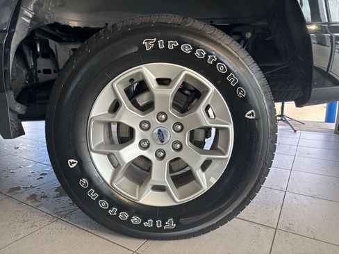 Used 2023 Ford F150 XLT image 10