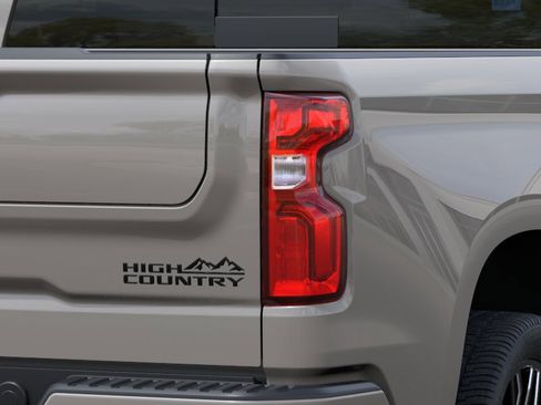 New 2026 Chevrolet Silverado 1500 High Country AWD/4WD image 12