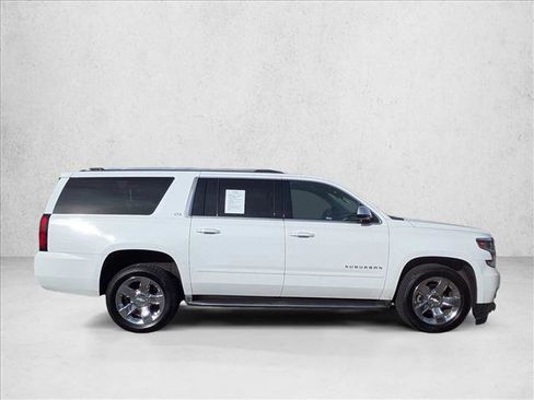 Used 2015 Chevrolet Suburban LTZ image 4