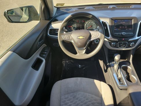 Used 2020 Chevrolet Equinox LS AWD/4WD image 18