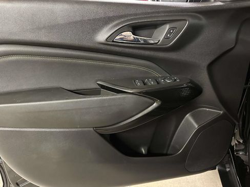 Used 2024 Chevrolet Trax ACTIV FWD image 18
