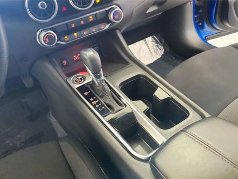 Used 2024 Nissan Sentra SV FWD image 33