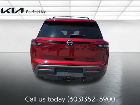 Used 2022 Nissan Pathfinder SV w/ SV Premium Package AWD/4WD image 4