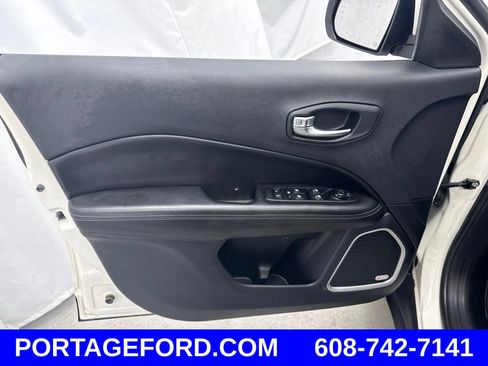 Used 2019 Jeep Compass High Altitude AWD/4WD image 12