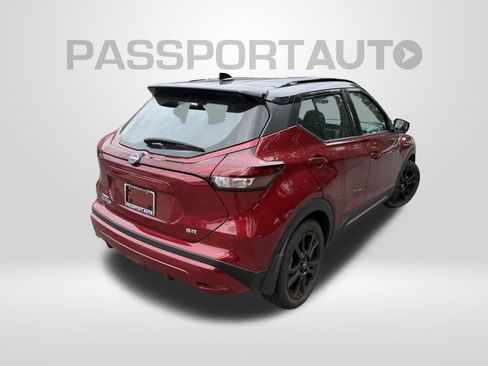 Used 2023 Nissan Kicks SR FWD image 2