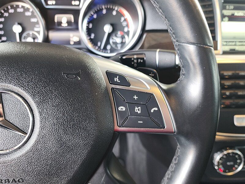 Used 2015 Mercedes-Benz ML 350 4MATIC w/ Premium 1 Package image 36