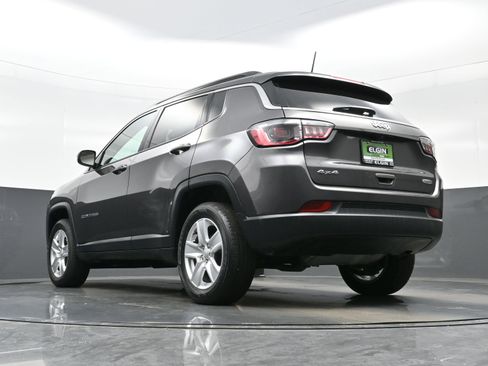 Used 2022 Jeep Compass Latitude image 25