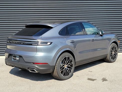 New 2026 Porsche Cayenne Coupe AWD/4WD image 7