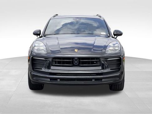 Used 2023 Porsche Macan AWD/4WD image 8