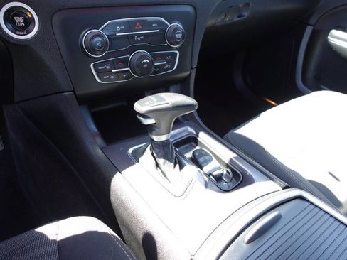 Used 2015 Dodge Charger SE w/ Power Sunroof Group AWD/4WD image 44