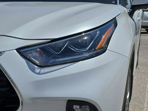 New 2026 Toyota Highlander Platinum image 33