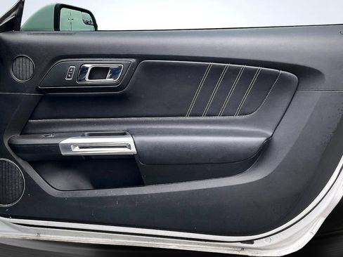 Used 2017 Ford Mustang Premium image 24