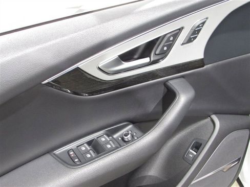 Used 2019 Audi Q7 2.0T Premium Plus w/ Premium Plus Package image 58