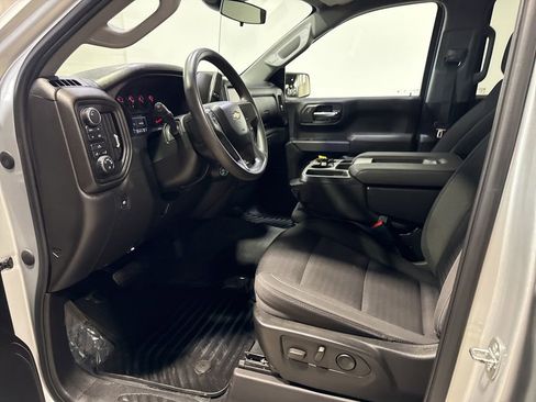 Used 2022 Chevrolet Silverado 1500 Custom AWD/4WD image 21