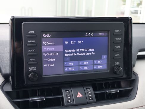 Used 2019 Toyota RAV4 XLE Premium FWD image 22