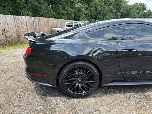 Used 2017 Ford Mustang GT Premium w/ GT Performance Package RWD image 22