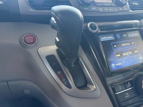 Used 2016 Honda Odyssey Touring Elite image 29