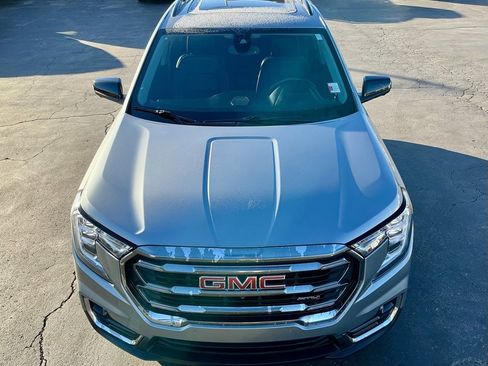 Used 2024 GMC Terrain AT4 w/ Infotainment Package II image 11