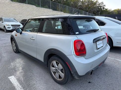 Used 2017 MINI Cooper 2-Door Hardtop FWD image 5