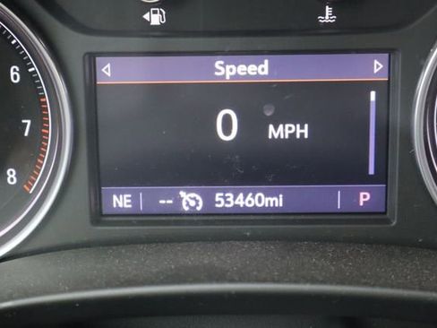 Used 2021 Buick Enclave Essence FWD image 11