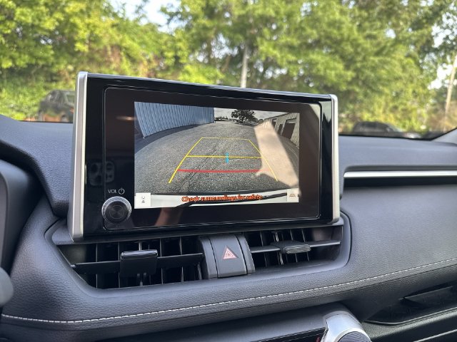 Used 2025 Toyota RAV4 LE FWD image 21
