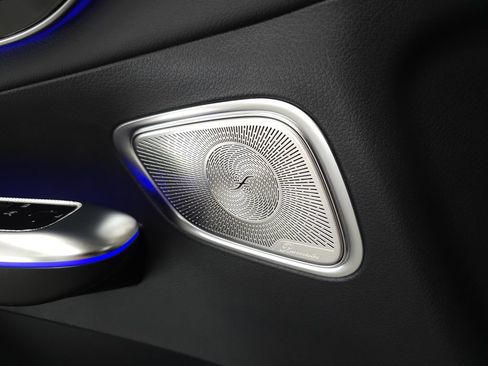 Certified 2026 Mercedes-Benz GLC 300 4MATIC image 7