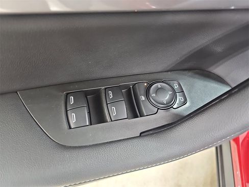 Certified 2024 Chevrolet Blazer LT w/ Convenience Package image 33