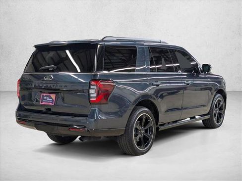 Certified 2024 Ford Expedition Limited image 5
