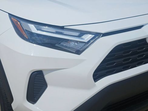 Used 2024 Toyota RAV4 XLE FWD image 8