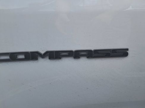 Used 2025 Jeep Compass Limited w/ High Altitude Package AWD/4WD image 13