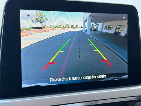 Used 2022 Ford Escape SE w/ SE Sport Appearance Package image 23