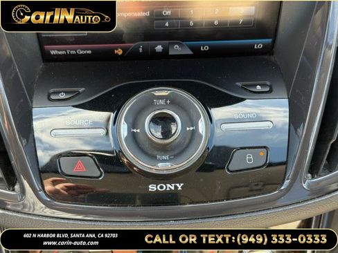 Used 2015 Ford Escape Titanium FWD image 28