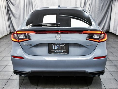 Used 2022 Honda Civic Sport image 5