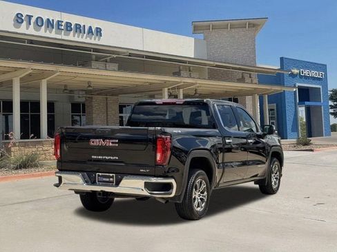 Used 2026 GMC Sierra 1500 SLT AWD/4WD image 5