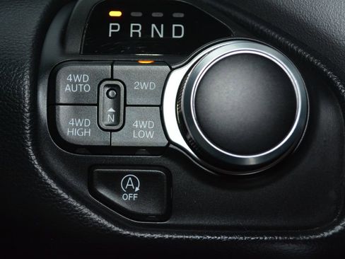 Used 2022 RAM 1500 Big Horn image 24