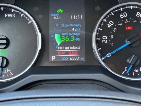 Used 2022 Toyota RAV4 LE AWD/4WD image 29