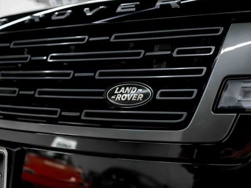Used 2023 Land Rover Range Rover SE AWD/4WD image 13