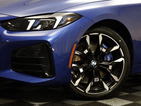 New 2025 BMW 430i xDrive Coupe w/ M Sport Package image 3