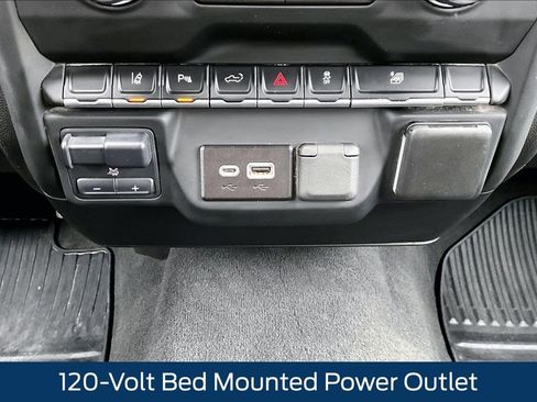 Certified 2024 Chevrolet Silverado 2500 Custom w/ Custom Value Package image 16