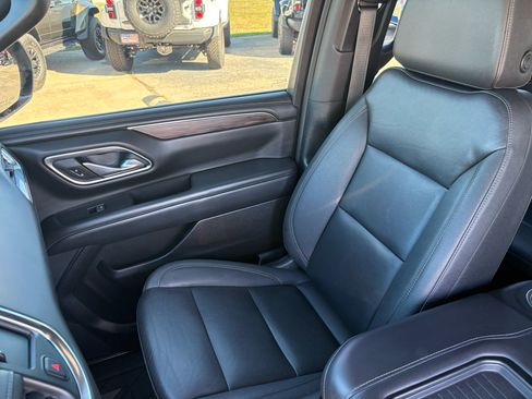 Used 2023 Chevrolet Tahoe LT w/ Luxury Package image 42