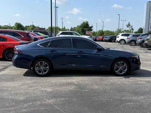 Used 2024 Honda Accord EX image 2