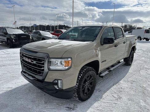 Used 2022 GMC Canyon AT4 image 12