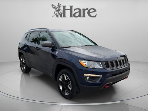 Used 2018 Jeep Compass Trailhawk w/ Leather Interior Group AWD/4WD image 7